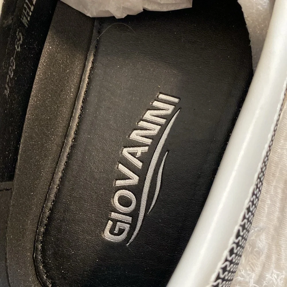 Giovanni slip on grip black white new square toe line loafer shoes size 8